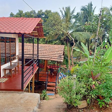 Отель Shiv Sai Huts Канкон Экстерьер фото